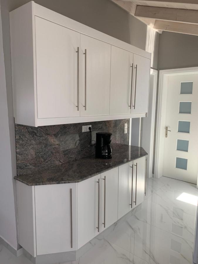 Livas Almyri Seafront Flat Daire Kato Almiri Dış mekan fotoğraf